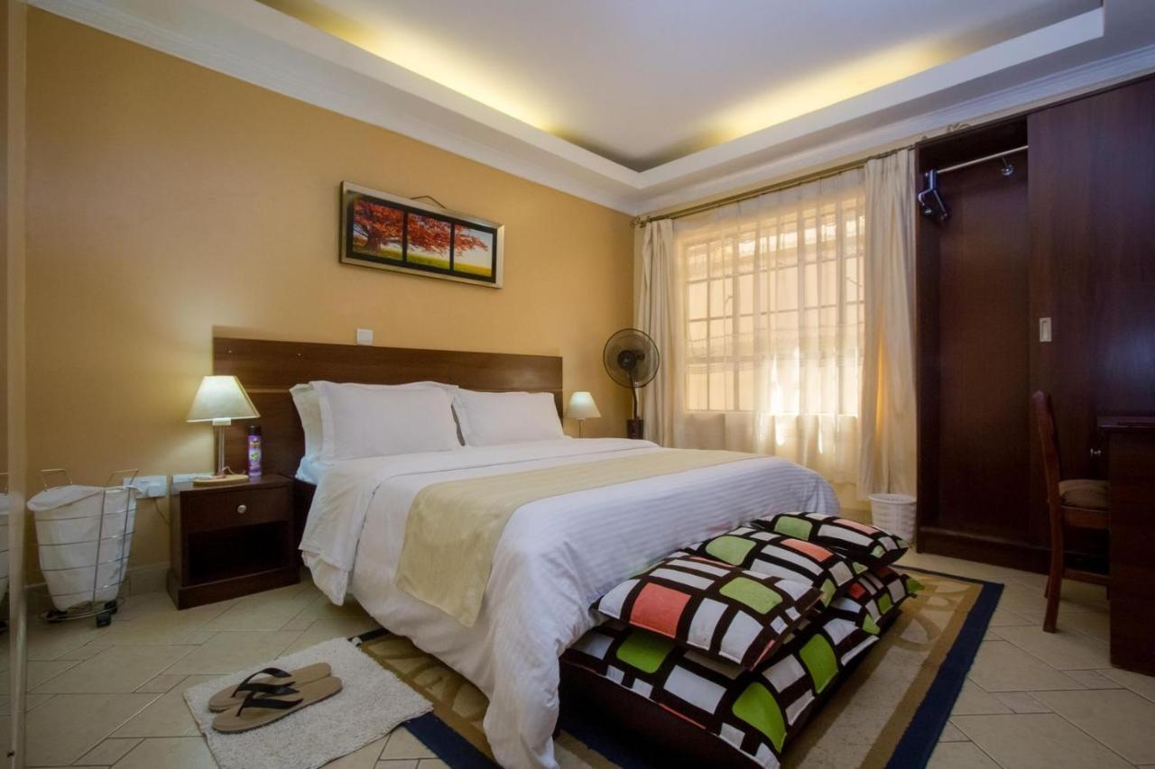 Capital Heights 3*